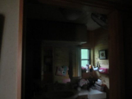 暗い廊下と暗い洗面所を明るくしたい 自然光で部屋を明るくするスカイライトチューブ スカイライトチューブ静岡
